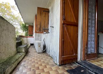 Cortile - Trilocale Via G. Daveggio, San Colombano Certenoli - foto 11