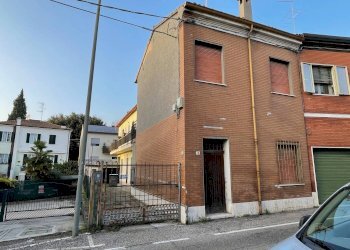 Townhouse Via Sabbionara Posteriore, Ravenna (neighborhood Centro Storico) - photo 16