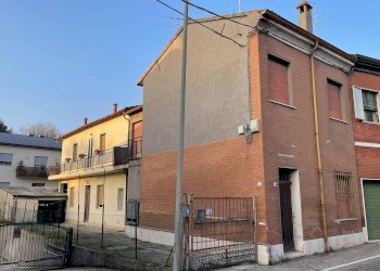 Townhouse Via Sabbionara Posteriore, Ravenna (neighborhood Centro Storico) - photo 1