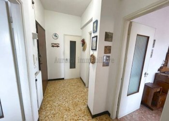 Three-room apartment Corso 4 Novembre, Borghetto Santo Spirito - photo 4