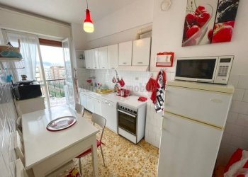 Three-room apartment Corso 4 Novembre, Borghetto Santo Spirito - photo 9