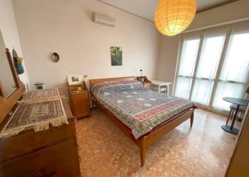 Three-room apartment Corso 4 Novembre, Borghetto Santo Spirito - photo 14