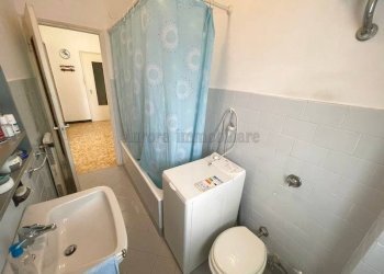 Three-room apartment Corso 4 Novembre, Borghetto Santo Spirito - photo 20