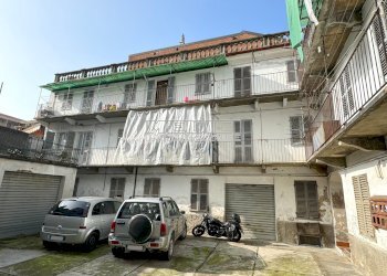 Vista interna - Stabile - Palazzo via Gioacchino Testa, 8, Asti - foto 3