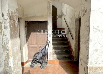 Vista interna - Stabile - Palazzo via Gioacchino Testa, 8, Asti - foto 6