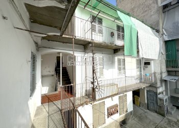 Vista interna - Stabile - Palazzo via Gioacchino Testa, 8, Asti - foto 8