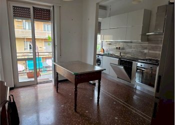 Three-room apartment Genova - photo 2