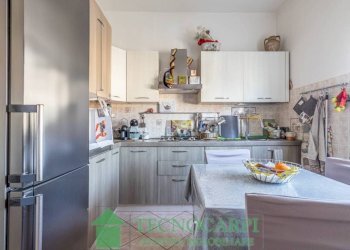 Cucina - Trilocale via Alcide De Gasperi, Carpi - foto 5