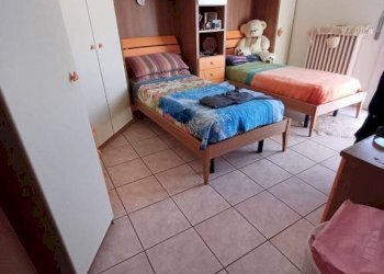 Camera da letto - Trilocale via Alcide De Gasperi, Carpi - foto 36