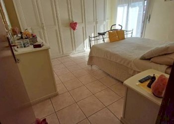 Camera da letto - Trilocale via Alcide De Gasperi, Carpi - foto 39