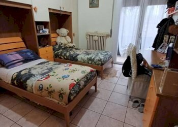 Camera da letto - Trilocale via Alcide De Gasperi, Carpi - foto 50