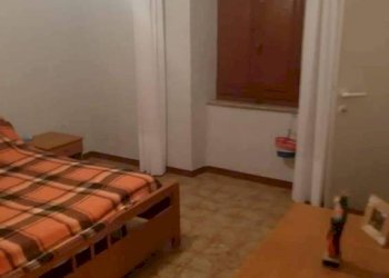 Camera da letto - Bilocale via San Giovanni, Onano - foto 5