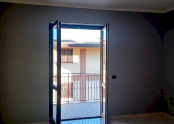 Stanza non arredata - Trilocale via Cesare Battisti, 11, San Nazzaro - foto 7