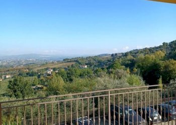 Terrazzo - Trilocale via Cesare Battisti, 11, San Nazzaro - foto 8