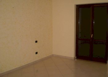 Stanza non arredata - Trilocale via Cesare Battisti, 11, San Nazzaro - foto 17