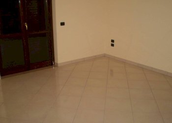 Stanza non arredata - Trilocale via Cesare Battisti, 11, San Nazzaro - foto 19