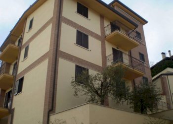 Facciata - Trilocale via Cesare Battisti, 11, San Nazzaro - foto 29