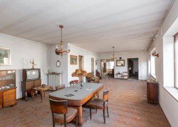 Independent house Via Principessa Jolanda, Montemagno - photo 3
