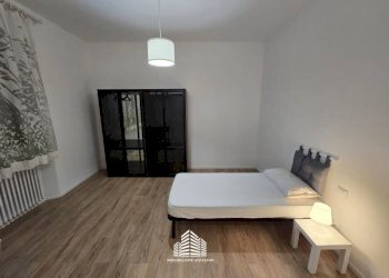 Camera da letto - Terreno non edificabile via Edoardo Brizio, 5, Bra - foto 8