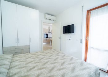Two-room apartment Via Paganini, San Benedetto del Tronto - photo 9