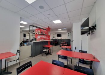 Pizzeria Via A. De Gasperi 12, Catanzaro - foto 1