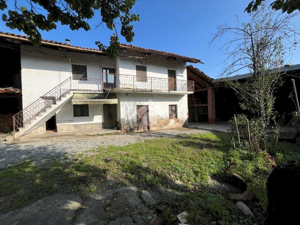 Semi-detached house Via Vecchia della Valle, Revello - photo 2