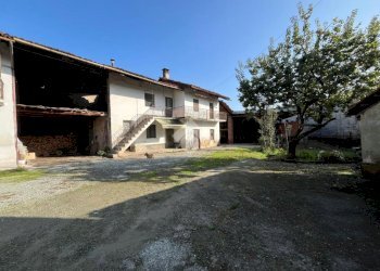 Casa semi indipendente Via Vecchia della Valle, Revello - foto 6