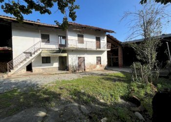 Casa semi indipendente Via Vecchia della Valle, Revello - foto 2