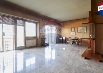 Apartment Via Pietro Mascagni, Roma (neighborhood Somalia) - photo 1