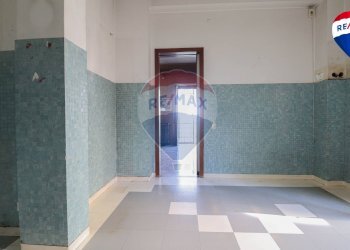 Apartment Via Pietro Mascagni, Roma (neighborhood Somalia) - photo 18