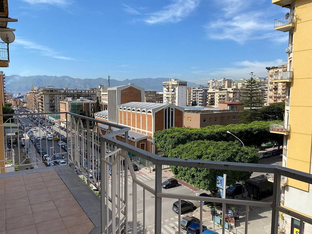 Quadrilocale Via Ammiraglio Rizzo, Palermo - foto 1