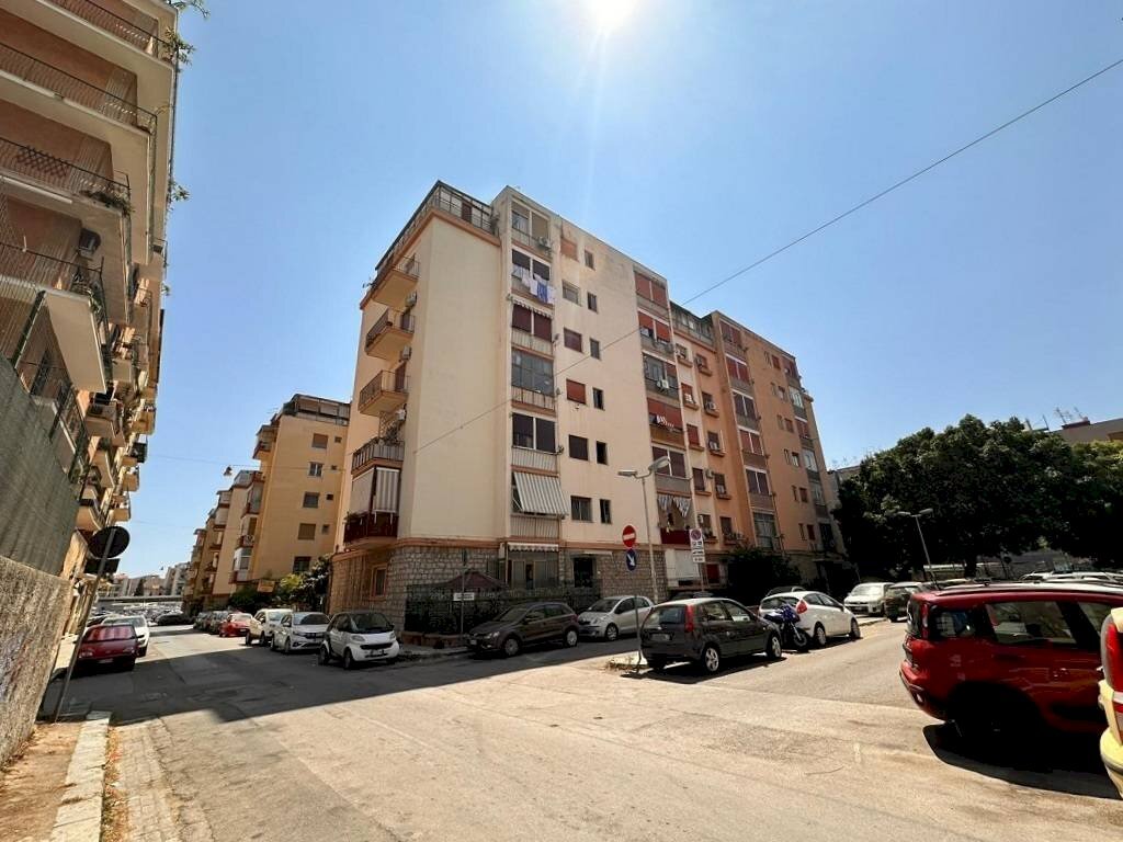 Appartamento Largo Cherubini, Palermo (zona Palagonia) - foto 1