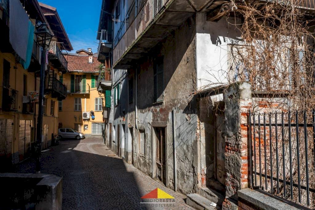 Independent house via Monte di Pietà, 10, Saluzzo - photo 3