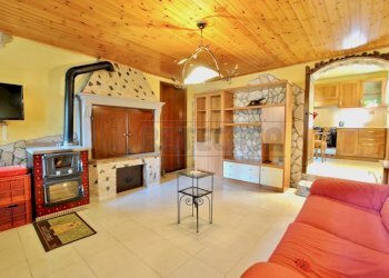 soggiorno - Casa semi indipendente via capitello 47, Brogliano - foto 8