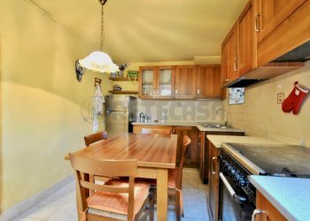 cucina - Casa semi indipendente via capitello 47, Brogliano - foto 10