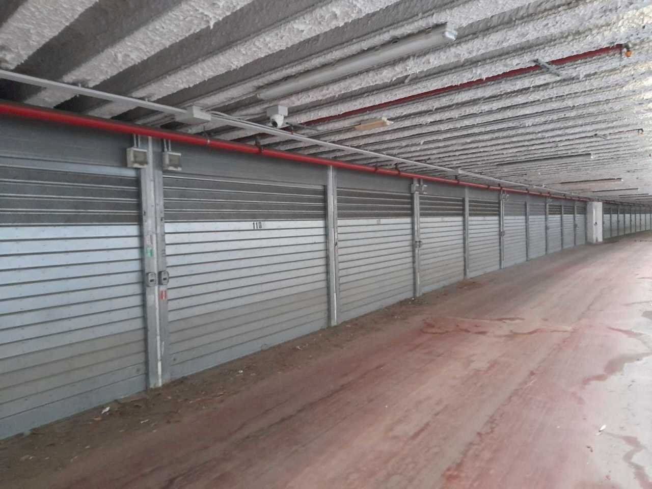 Interni - Box Largo Bastia, Roma - photo 2