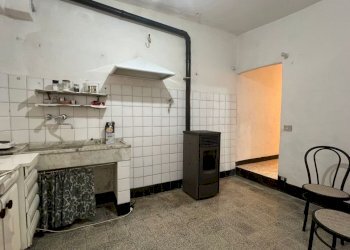 rif 1657 foto (9).jpg - Porzione di casa Via Nicolò Massa 86, Stella - foto 2