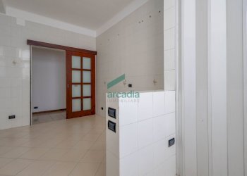 soggiorno - Quadrilocale Viale Japigia 42, Bari - foto 21