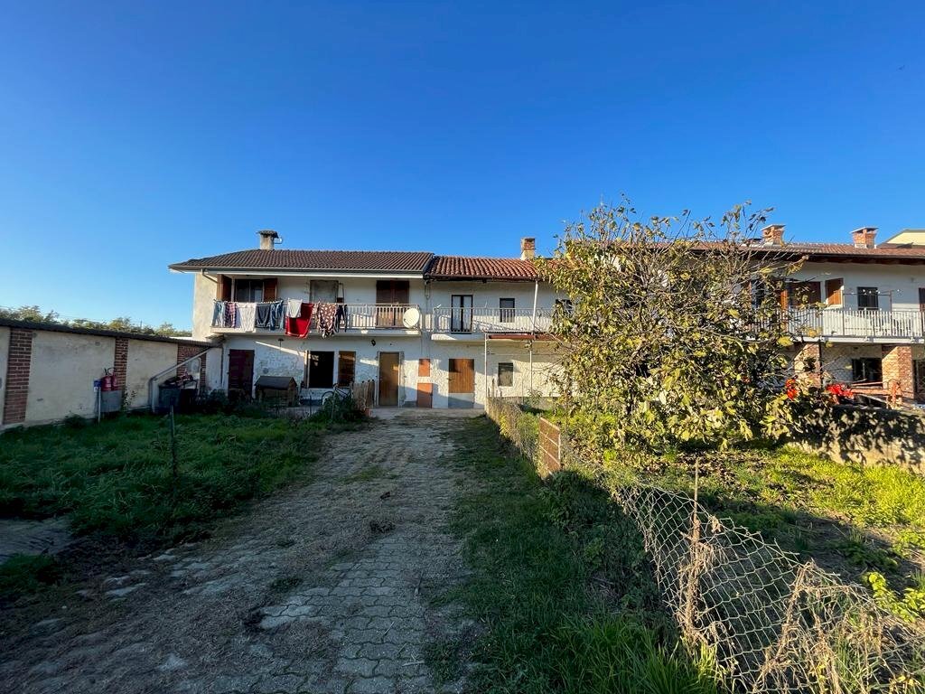 Stabile - Palazzo Caramagna Piemonte - foto 2