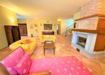 Independent house Sanfrè - photo 7