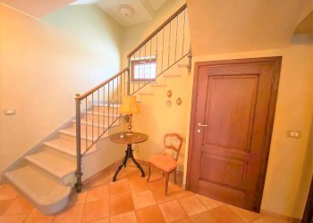 Independent house Sanfrè - photo 9