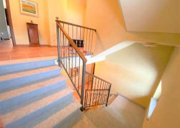 Independent house Sanfrè - photo 10