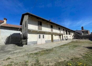 Independent house Caramagna Piemonte - photo 1
