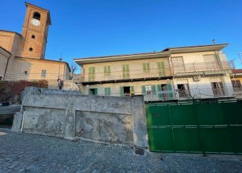 Stabile - Palazzo Baldissero d'Alba - foto 1