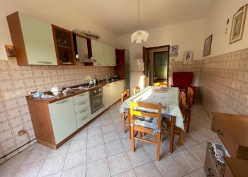 Stabile - Palazzo Baldissero d'Alba - foto 8