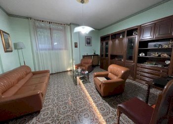 Stabile - Palazzo Baldissero d'Alba - foto 12