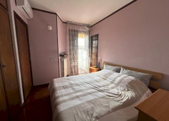 Casa semi indipendente Via Giuseppe Garibaldi, Trecate - foto 4