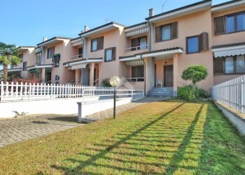 Terraced Villa Corso Vercelli, Cigliano - photo 1