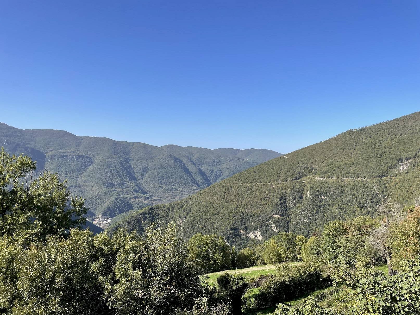 Three-room apartment Sant'Anatolia di Narco - Caso, Sant'Anatolia di Narco - photo 2