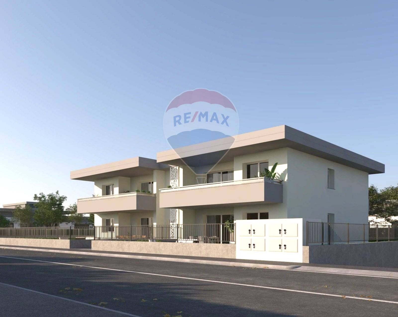 Four-room apartment Via Sant'Agostino, Azzano San Paolo - photo 1